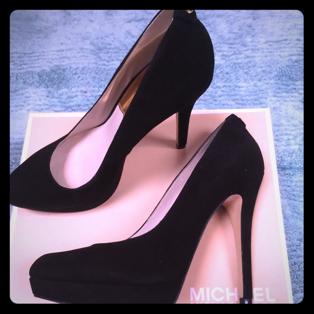 Michael Kors Black Suede Pumps